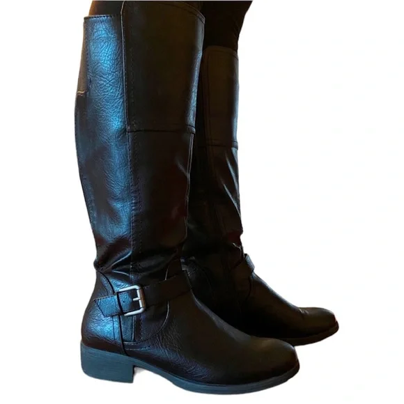 Croft & Barrow Women’s Black Boots Size 9.5 - Picture 2 of 4